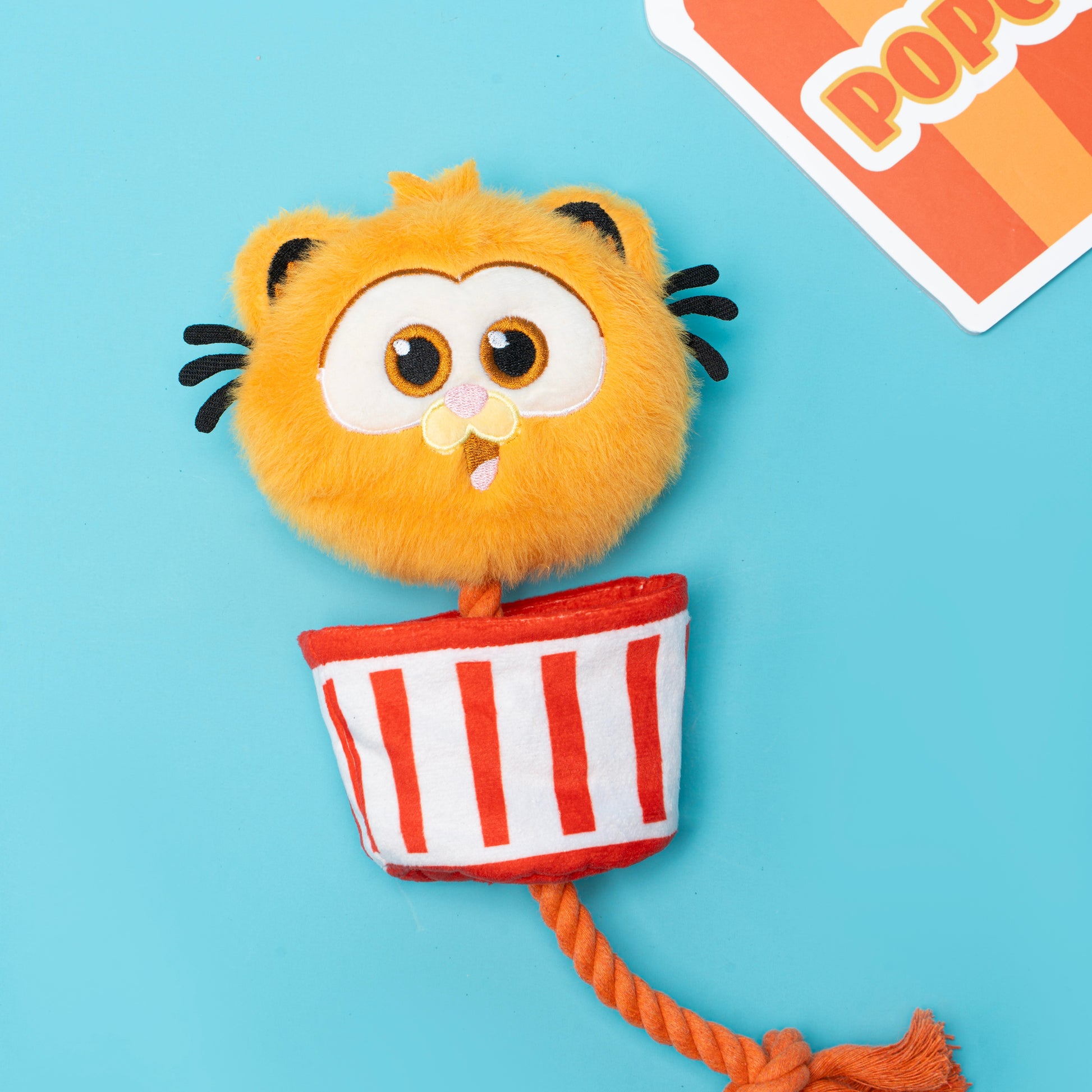 Garfield Popcorn Plush & Rope Toy