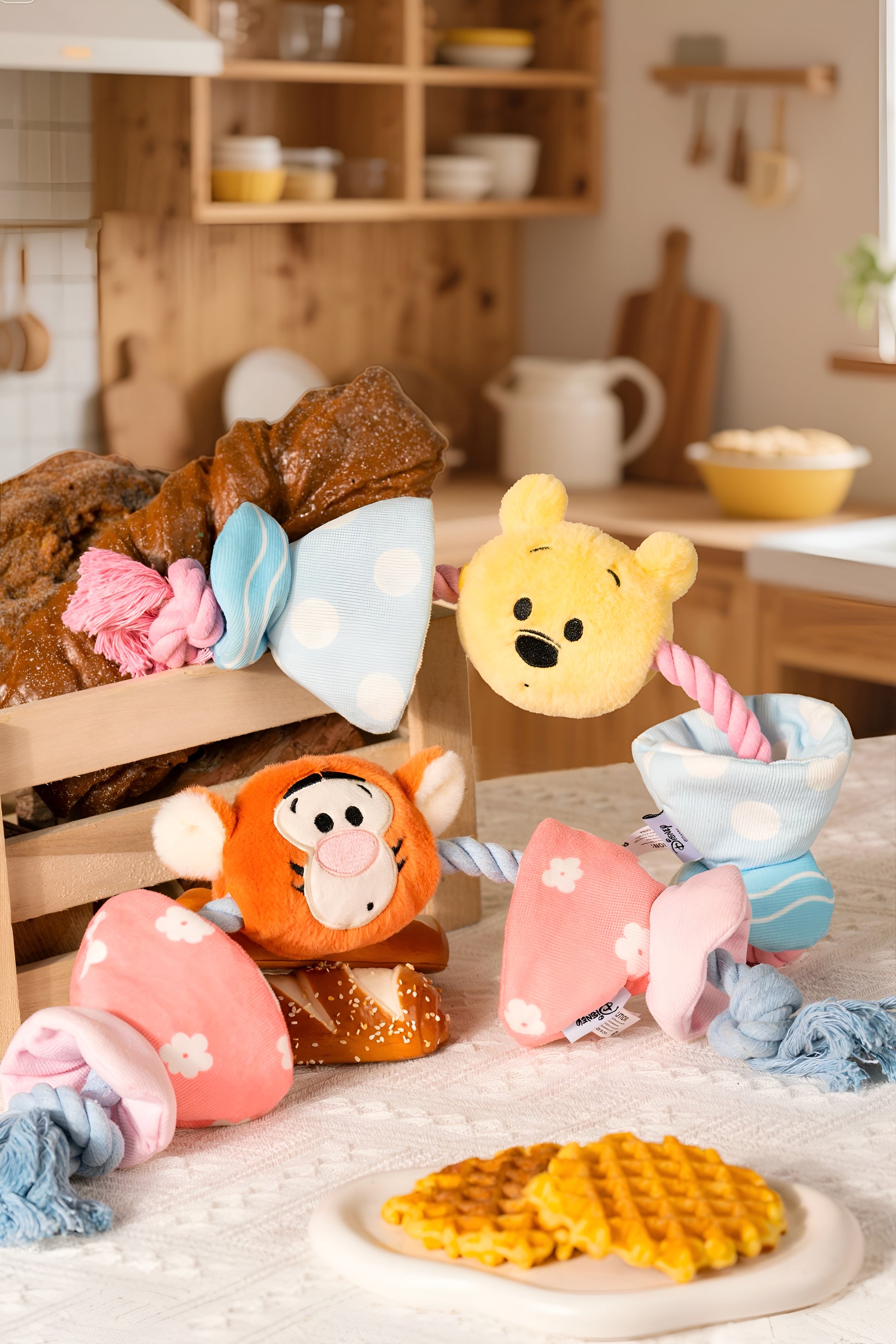 Tigger Candy Rope Toy – Bounce, Tug & Train with Style