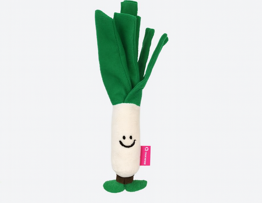 Cat Vegetable Plush Toy – Leek Design with Catnip