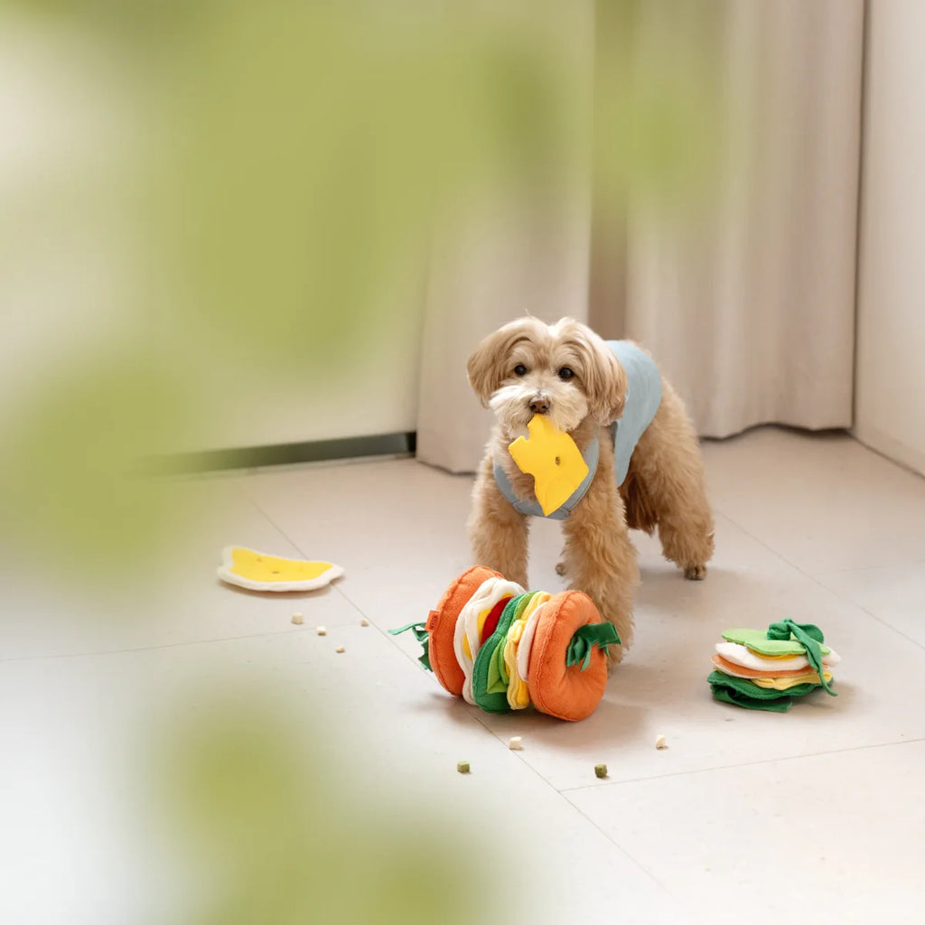 Burger Snuffle Toy – Multi-Layer Puzzle for Smart Dogs