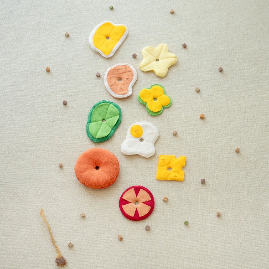 Burger Snuffle Toy – Multi-Layer Puzzle for Smart Dogs