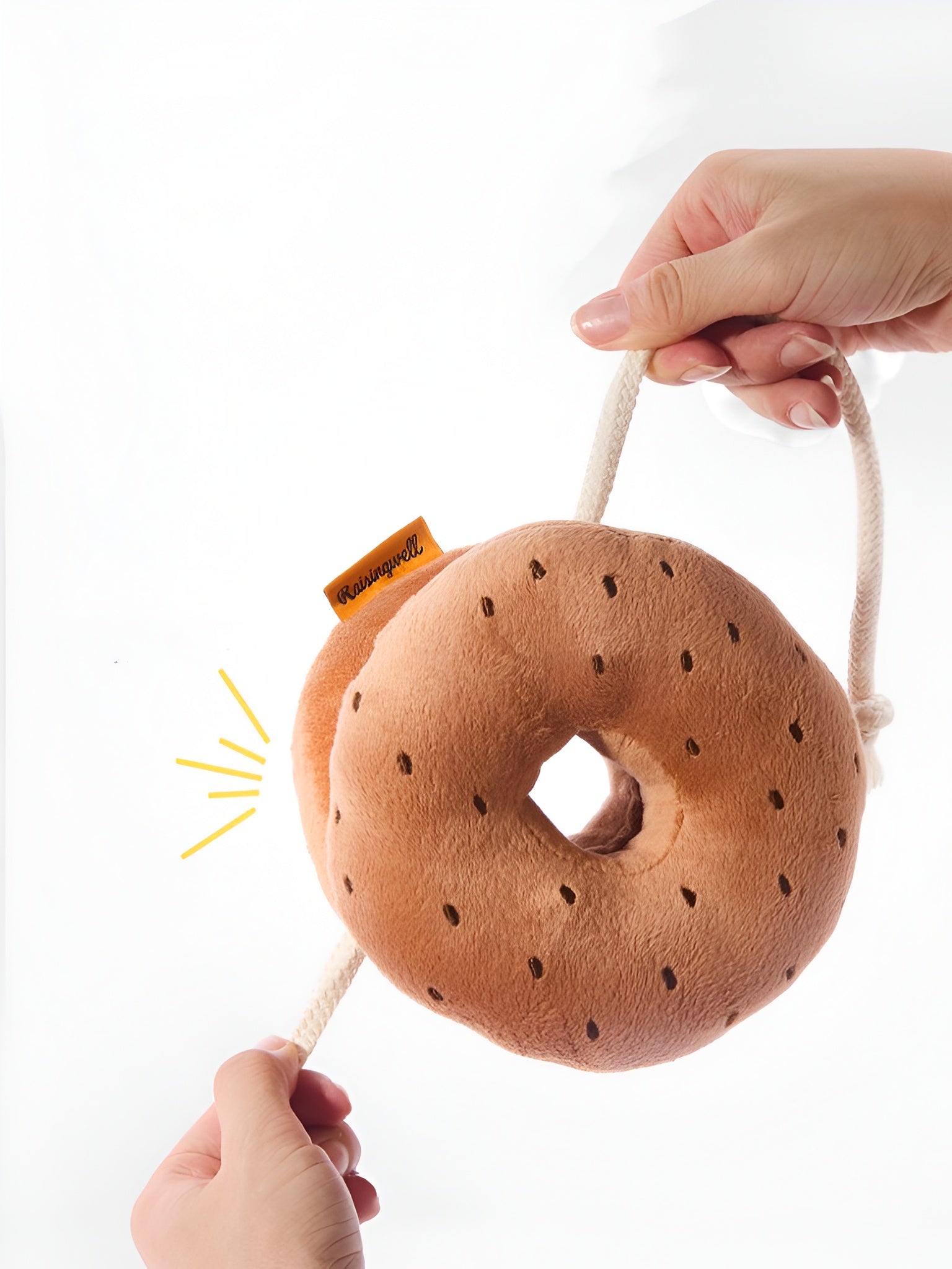 🥯 Bagel Enrichment Toy – Tug, Toss & Treat-Filled Fun! 🐾