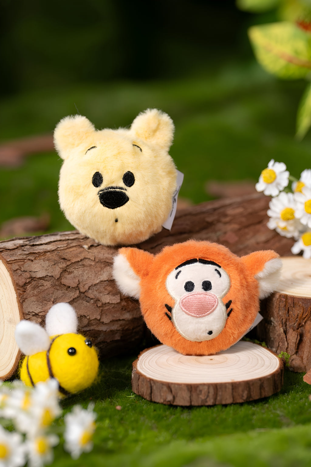 Winnie the Pooh Cat Bell Ball – Official Disney Interactive Toy